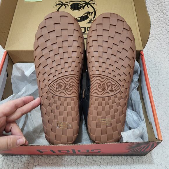 NEW Flojos Unisex Cancun Slipper, Black/Gum SIZE 12 US Women - Picture 4 of 7